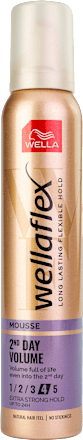 Pianka do włosów (4) 2 Dniowa Objętość Bardzo Mocna wellaflex