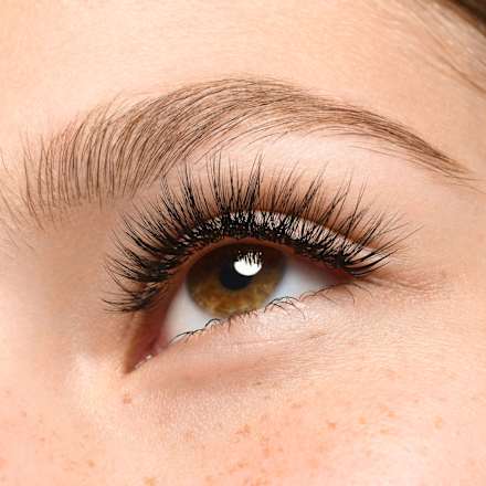 what the fake! umjetne trepavice – 03 Natural in a natural essence