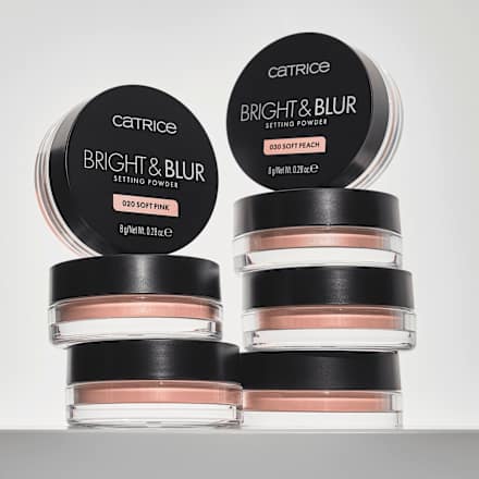 Sypký púder Bright & Blur - 030 Soft Peach CATRICE
