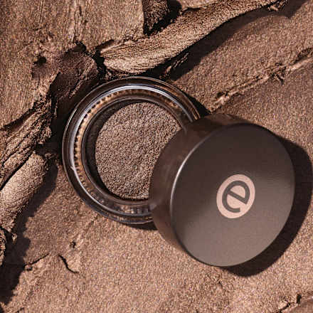 Fard de ochi crema 04 essence