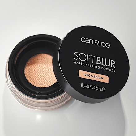 Puder Soft Blur Matte Setting 030 Medium CATRICE