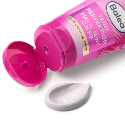 Дневен крем за лице Teint Perfektion Magic SPF 15 Balea