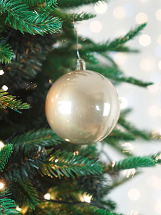 Ukrasi za bor – sjajne zlatne kuglice ZOVAK