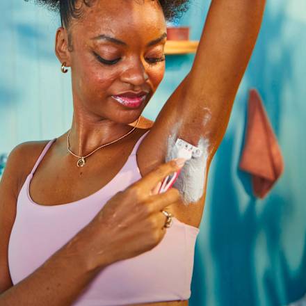 Plus 3 női eldobható borotva Gillette Venus