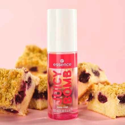JUICY BOMB tělová mlha Cherry Crumble essence