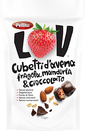 Cubetti d'avena, fragole, mandorle e cioccolato Pellito