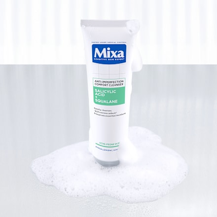 Arctisztító gél szalicilsavval és szkvalánnal Mixa