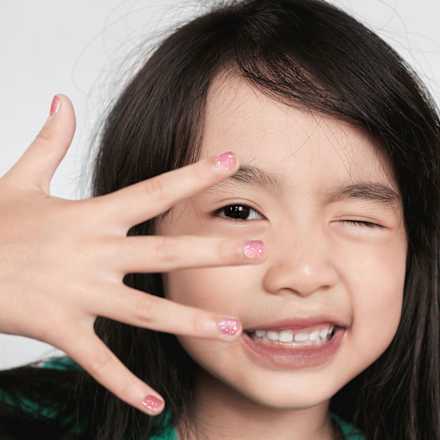 Nagellack Peel-Off Glitzer pink für Kinder MINICO