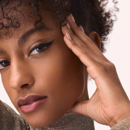 Eyeliner Ink Waterproof 010 Stay in Black CATRICE