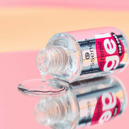 krycí lak na nehty Gel Extreme 01 Gloss To Go essence