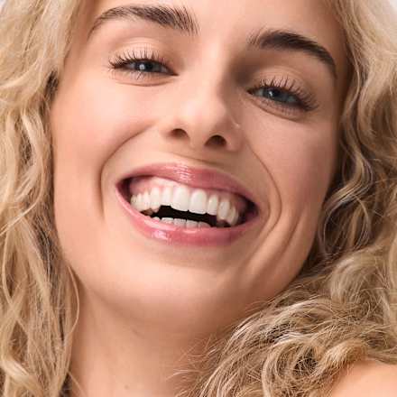 Lippenbalsam Melt & Shine 020 Beach Blossom CATRICE