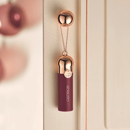 Tekuće rumenilo Hollyglazing – 02 Wine Not? CATRICE