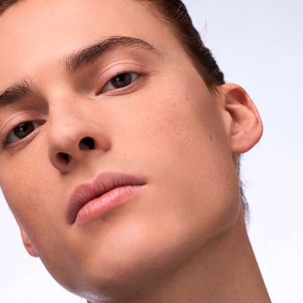 matující gel na pudr Magic Shine 010 Camera Ready  CATRICE