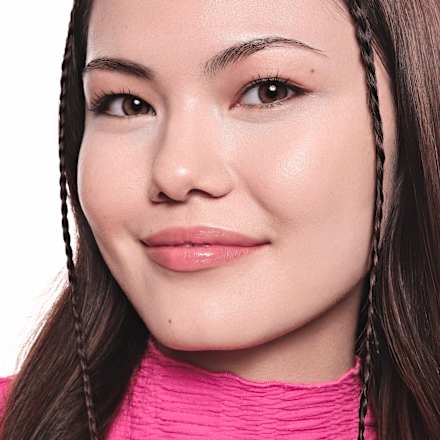 korektor Silky Blur Hydrating Longwear Concealer 70 essence