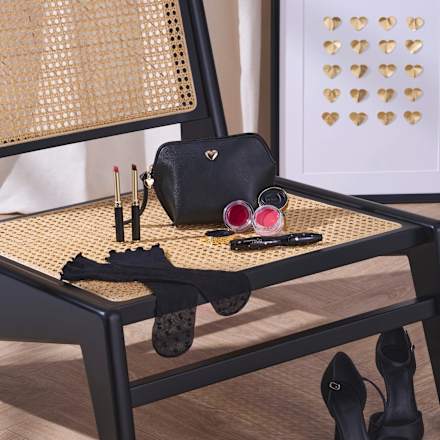 Make-Up Tasche Valentine Who? C01 Love At First Zip CATRICE