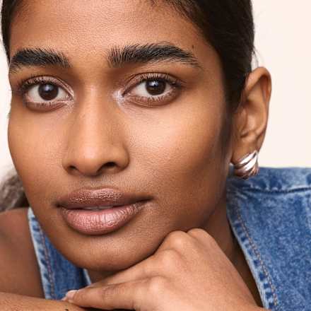 Highlighter Hero Duo Pencil 030 Moonlight CATRICE