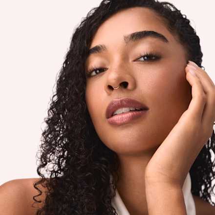 Rúž na pery Glass Like Gloss - 020 Crush Me Softly CATRICE