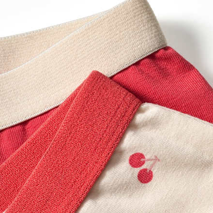 Pantys mit Kirschen-Muster, rot + weiß, Gr. 122/128 ALANA
