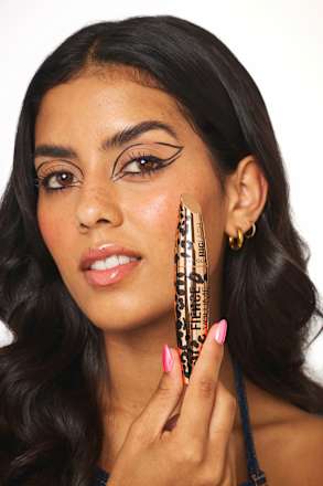 Mascara Big Lash Fierce Volume REVOLUTION