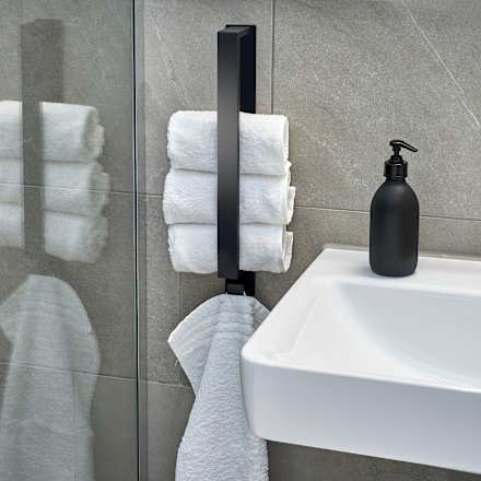 Handtuchhalterung mit Haken aus Metall, schwarz (40x6,2 cm) dm home