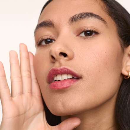 Pomadka do ust Scandalous Matte Lipstick 050 CATRICE