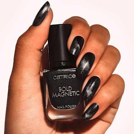 Lak na nechty Bold Magnetic - 040 Caught In Your Orbit CATRICE