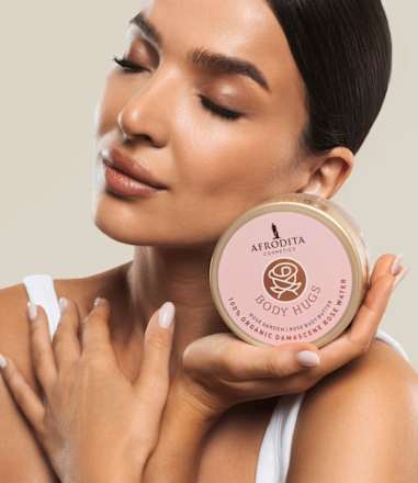 Vrtnični piling za telo Body Hugs Rose Garden AFRODITA