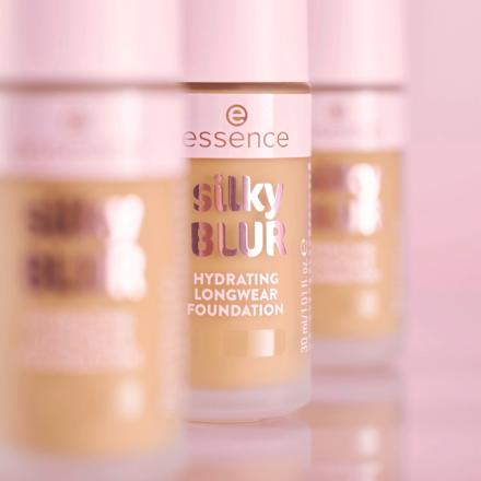 Foundation Silky Blur Hydrating Longwear 185 essence