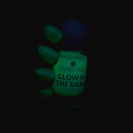 Lac fosforescent GLOW IN THE DARK 14 essence