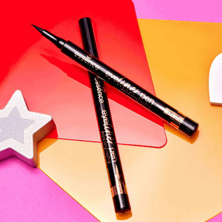 Eyeliner Extra Long-Lasting 01 Black essence