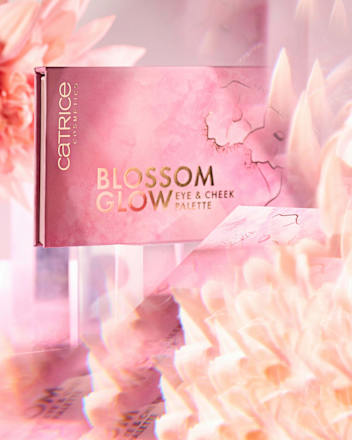 Lidschatten & Rouge Palette Blossom Glow CATRICE