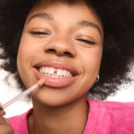 Lipgloss Extreme Shine Volume 11 Power Of Nude essence