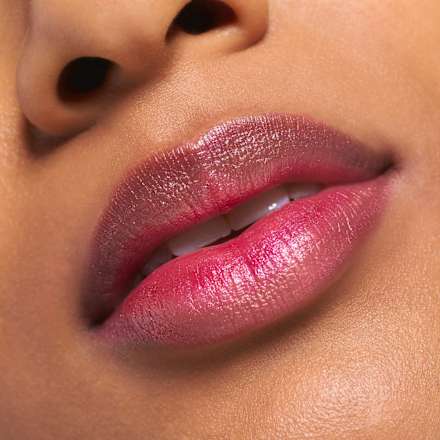 Lippenstift Colour Changing Aura Points  essence