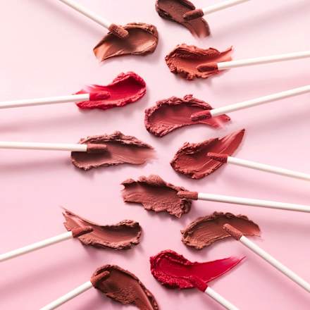 Rossetto matte BLUR soufflè - n. 02 essence