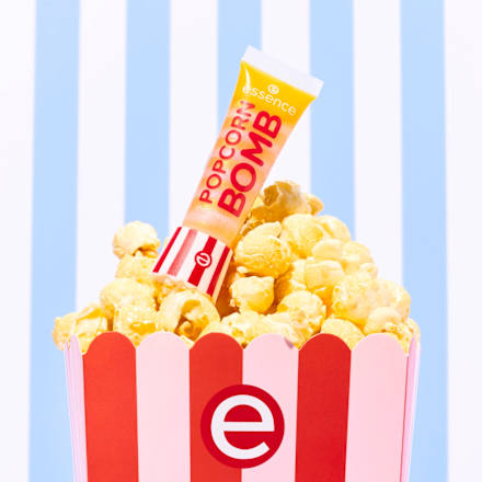 Lesk na pery Shiny Popcorn Bomb - 01 Sweet Or Salty? essence