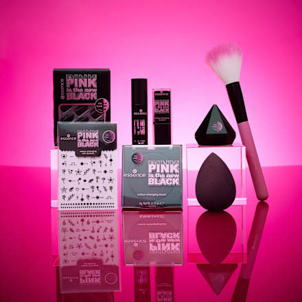 Lippen-& Wangenfarbe Pink Is The New Black 01 Pink In Progress essence