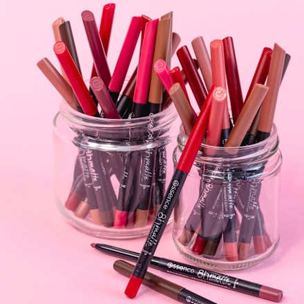 Lipliner 8h Matte Comfort 17 Must Have Brown essence