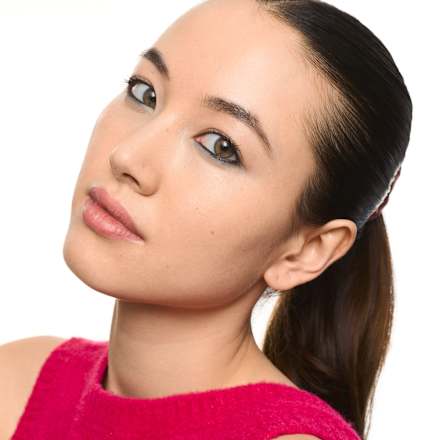 Kredka do oczu Kajal Pencil 01 essence