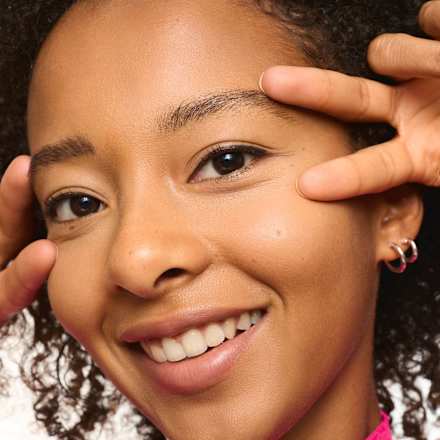 Liquid Eyeliner Ink Waterproof 02 Ash Brown essence