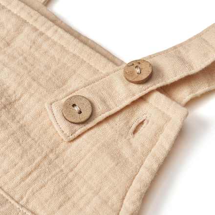 Latzhose aus Musselin mit Bauchtasche, beige, Gr. 68 ALANA