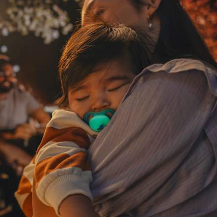 dudlík Ultra air night 6-18 m Chameleon/opice, modrý PHILIPS AVENT