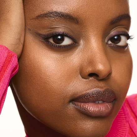 Eyeliner Gel Stay Play 05 Verry Berry essence