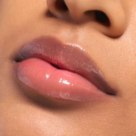 Lesk na pery  What The Fake! Plumping 100 Sheer Genius essence