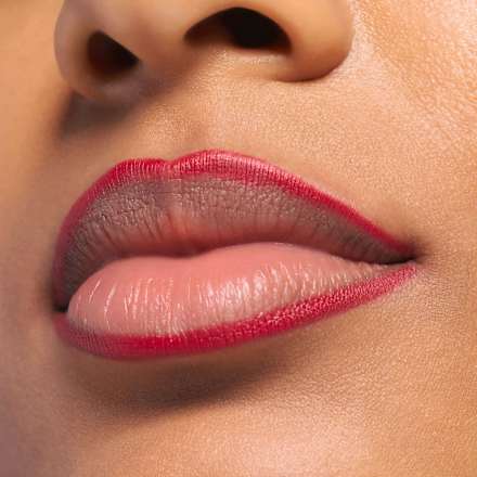 Молив за устни POUTline soft glide, Nr. 05 Pout Out Loud essence