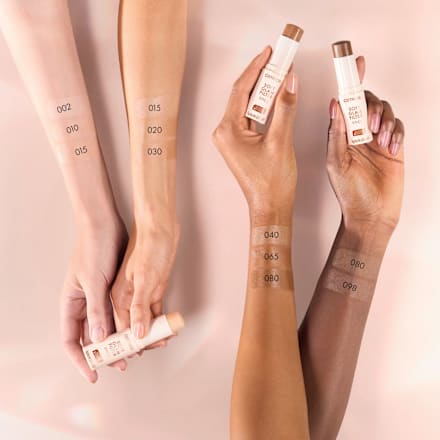 Soft Glam Filter Stick puder u stiku - 030 Medium CATRICE