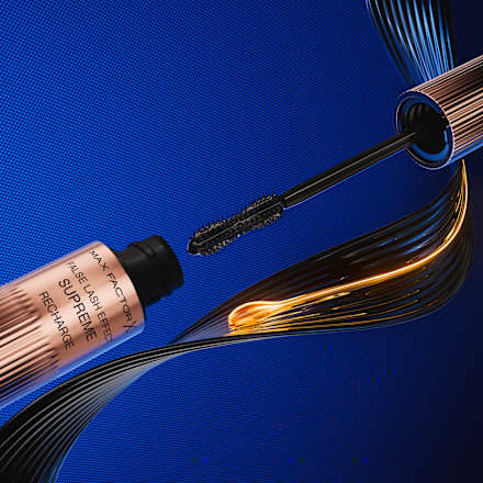 False Lash Effect Supreme Recharge maskara – Black MAX FACTOR