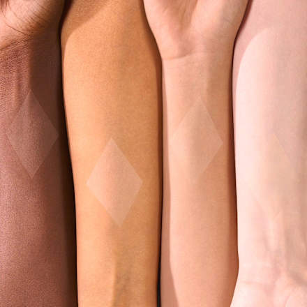 Puder v prahu Banana  essence