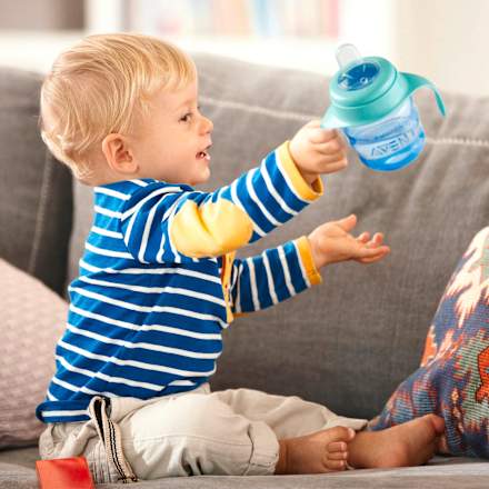 hrnek na učení Classic 6m+ modrý PHILIPS AVENT