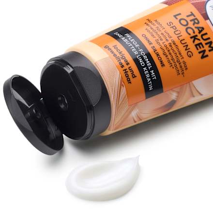 Regenerator za kovrčavu i valovitu kosu – shea maslac i keratin Balea PROFESSIONAL