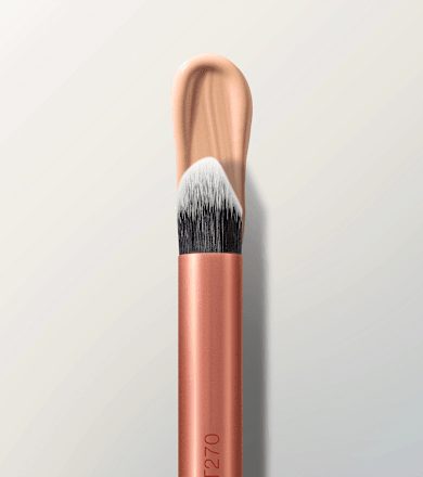 Čopič za nanos korektorja Spot Concealer Brush REAL TECHNIQUES